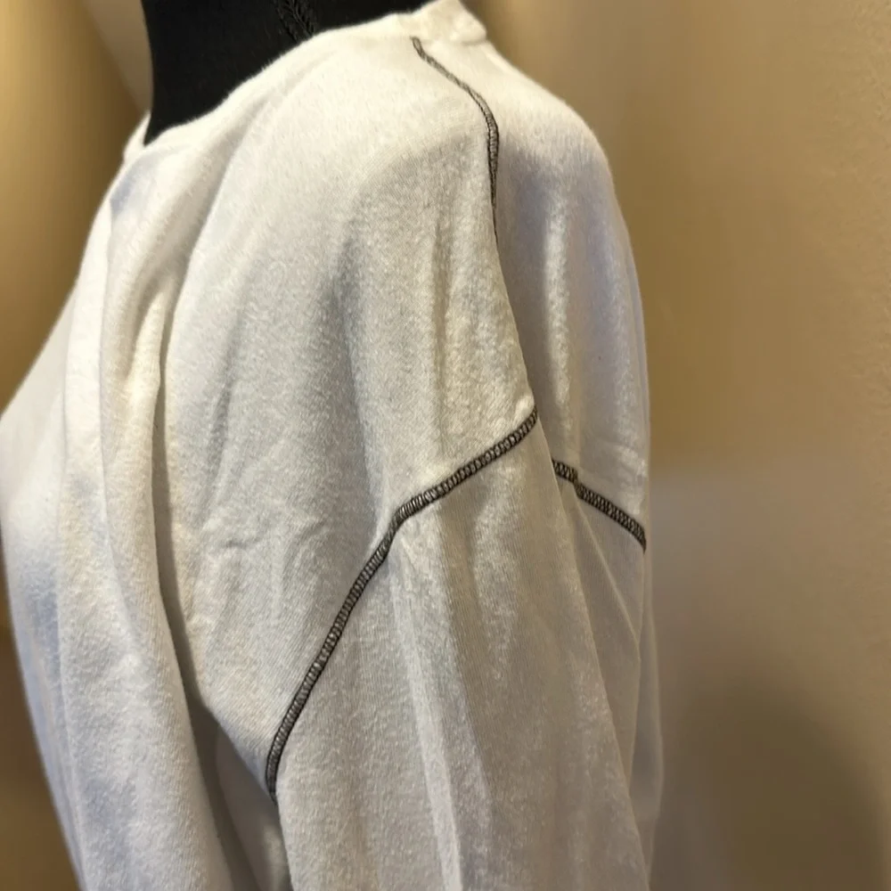 BANANA REPUBLIC MENS LONG SLEEVE WHITE SHIRT WITH DARK BROWN STITCHING